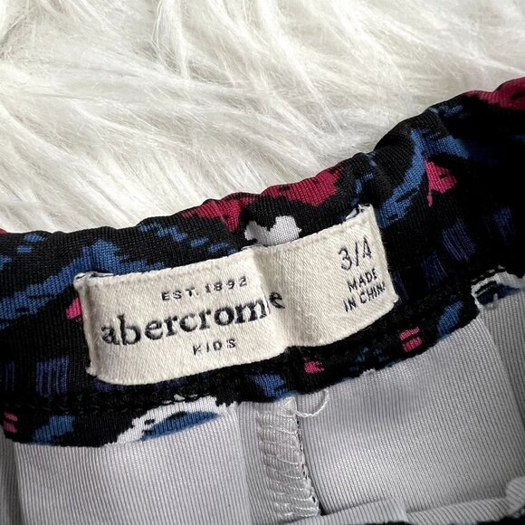 abercrombie kids Toddler Girl 3 4 Heart Scuba Skater Circle Skirt - Picture 3 of 6